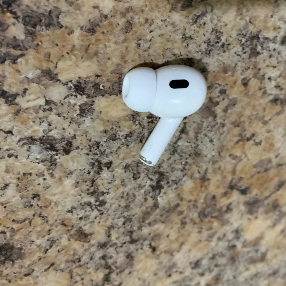 Apple Wireless Earbud in White
